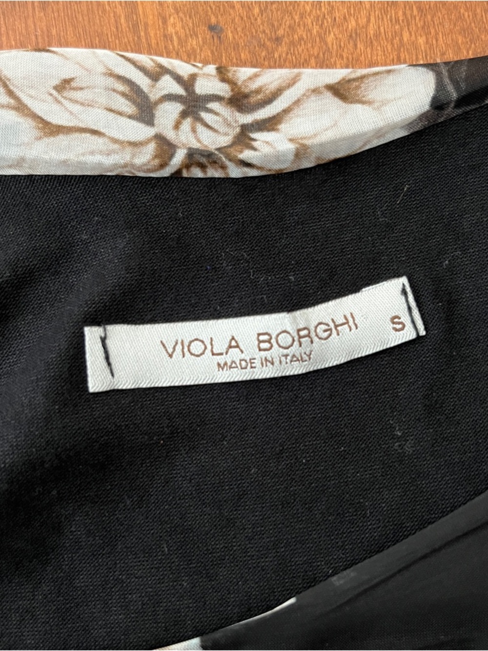 Viola Borghi Black Floral Silk Blend Blouse - Picture 2 of 4